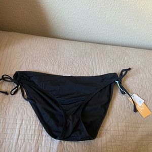 Black bikini bottoms